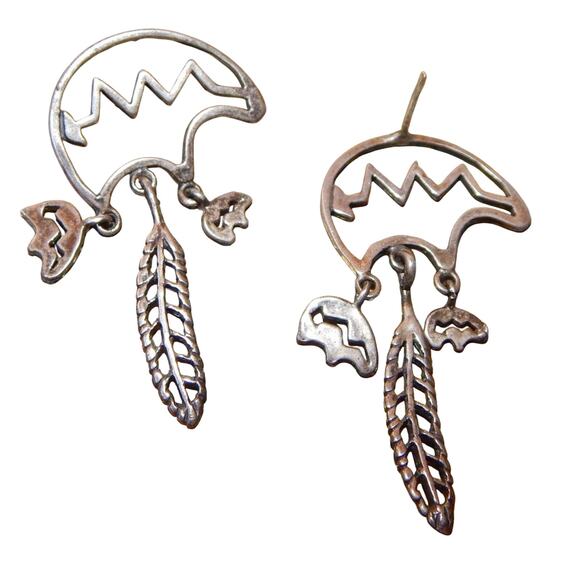 Vintage Native Folk Lore Tribal Bear & Feather Earrings - Picture 1 of 10